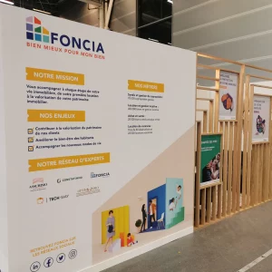 Un stand ajouré pour Foncia